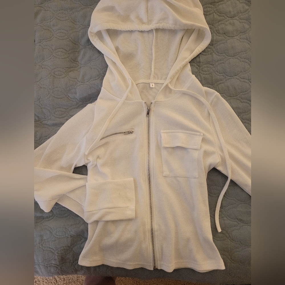 Solid white fitted, ribbed zip up hoodie